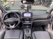 Cần bán lại xe Hyundai Kona 1.6 Tubo 2019, màu trắng số tự động