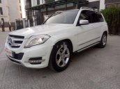 Cần bán Mercedes GLK250 sản xuất năm 2014, màu trắng, chính chủ