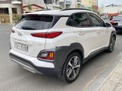 Cần bán lại xe Hyundai Kona 1.6 Tubo 2019, màu trắng số tự động