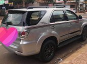 Cần bán xe Toyota Fortuner năm sản xuất 2012, màu bạc 