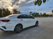 Bán Kia Cerato sản xuất 2019, màu trắng như mới, giá 480tr