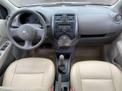 Bán Nissan Sunny sản xuất năm 2013, màu trắng, 240tr