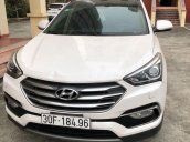 Cần bán gấp Hyundai Santa Fe năm sản xuất 2018 còn mới