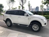 Bán ô tô Mitsubishi Pajero năm sản xuất 2017, màu trắng còn mới