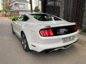 Cần bán lại xe Ford Mustang đăng ký lần đầu 2016, màu trắng, xe gia đình giá 1 tỷ 750 triệu đồng