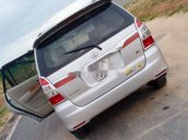 Cần bán gấp Toyota Innova đời 2008, màu bạc