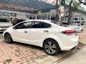 Bán xe Kia Cerato sản xuất năm 2018, màu trắng còn mới, giá chỉ 468 triệu