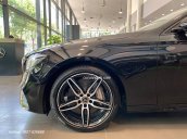 Cần bán Mercedes E300 AMG 2020, màu đen, xe cũ chính hãng