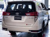 Cần bán xe Toyota Innova Venturer đời 2020, màu trắng, 857tr