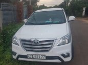 Bán Toyota Innova đời 2015, màu trắng