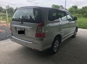 Cần bán lại xe Toyota Innova đời 2013, màu bạc 