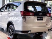 Cần bán xe Toyota Innova Venturer đời 2020, màu trắng, 857tr