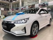 Cần bán xe Hyundai Elantra Sport năm sản xuất 2020, màu trắng, giá 756tr