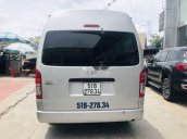 Bán Toyota Hiace năm sản xuất 2018, màu bạc 