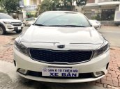 Bán xe Kia Cerato sản xuất năm 2018, màu trắng còn mới, giá chỉ 468 triệu