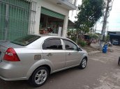 Cần bán gấp Chevrolet Aveo năm sản xuất 2017 còn mới, giá 260tr