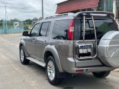 Bán Ford Everest MT năm sản xuất 2014, màu xám số sàn