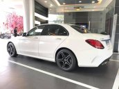 Bán nhanh với chiếc Mercedes-Benz C300 AMG đời 2020, giao nhanh toàn quốc