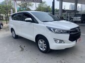 Cần bán xe Toyota Innova sản xuất năm 2019, màu trắng như mới