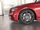 Bán Mercedes-Benz E300 2020, màu đỏ duy nhất, chính hãng