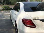 Mercedes-Benz E300 2020 AMG cũ, màu trắng duy nhất.. Ưu đãi đặc biệt