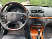 Bán ô tô Mercedes E280 năm sản xuất 2008, màu đen còn mới, giá chỉ 390 triệu