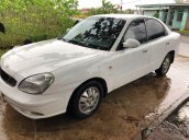 Cần bán xe Daewoo Nubira đời 2002, màu trắng, xe nhập còn mới