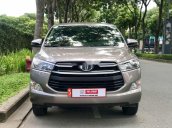 Cần bán gấp Toyota Innova đời 2019 xe gia đình