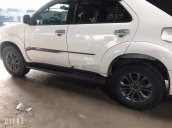 Bán ô tô Toyota Fortuner sản xuất năm 2016, màu trắng, nhập khẩu nguyên chiếc còn mới