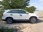 Bán Kia Sorento năm sản xuất 2017, màu trắng còn mới 