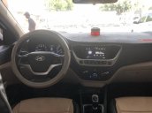 Bán lại xe Hyundai Accent 1.4 năm sản xuất 2020, màu trắng, số tự động