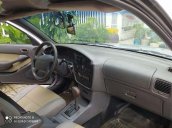 Cần bán gấp Toyota Camry năm sản xuất 1993, xe nhập số tự động