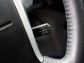 Cần bán Ford Everest năm 2014, màu bạc còn mới, giá tốt
