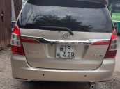 Cần bán Toyota Innova sản xuất 2015 còn mới, giá 385tr