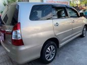 Bán Toyota Innova năm sản xuất 2015, màu vàng, số tự động