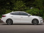 Bán ô tô Hyundai Elantra 1.6 MT sản xuất năm 2020, màu trắng, giá chỉ 572 triệu