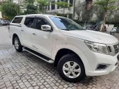 Cần bán xe Nissan Navara năm sản xuất 2015, màu trắng, nhập khẩu 