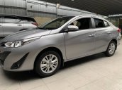 Cần bán Toyota Vios 1.5E sản xuất 2020, màu bạc, xe cũ chạy lướt