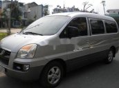 Cần bán Hyundai Starex đời 2006, màu bạc còn mới