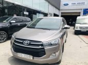 Cần bán Toyota Innova đời 2016, màu xám còn mới, 638tr