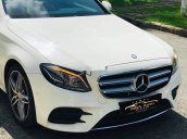 Bán Mercedes E300 đời 2019, màu trắng như mới
