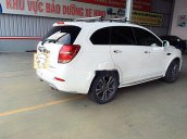 Bán xe Chevrolet Captiva năm 2016, màu trắng còn mới