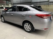 Cần bán Toyota Vios 1.5E sản xuất 2020, màu bạc, xe cũ chạy lướt