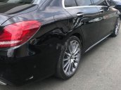 Bán Mercedes C300 năm 2018, màu đen, nhập khẩu còn mới