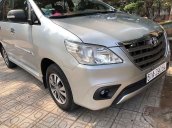 Bán xe Toyota Innova E 2016, màu bạc