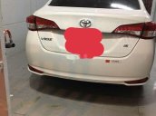 Cần bán lại xe Toyota Vios 1.5MT đời 2019, màu trắng còn mới 