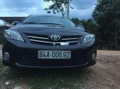 Cần bán gấp Toyota Corolla Altis đời 2013, màu đen còn mới 