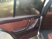 Cần bán xe cổ Toyota Crown đời 1991, màu bạc còn mới, 95 triệu