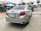 Cần bán Toyota Vios đời 2017, màu bạc còn mới, giá tốt