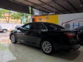 Cần bán gấp Toyota Camry 2017 2.0 E năm 2017 xe gia đình, giá thấp